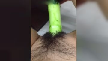 黄瓜给削成了鸡巴