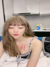 女仆装花臂纹身顶级美女小姐姐，粉色奶头白嫩美乳，张开双腿露超粉嫩穴，手指揉搓掰开给你看，娇喘呻吟