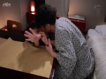 [中文字幕]ROE-118冴えない新入社员のチ○ポが予想外にドンピシャ过ぎてパニック绝顶！！1泊2日の相部屋出张で何度も何度もお第01集