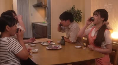 JUR-226 吹き出る汗、吹き飞ぶ理性―。 宙に浮くほどイキ飞び跳ねる、真夏の大痉挛エビ反り不伦SEX。 一乃あおい